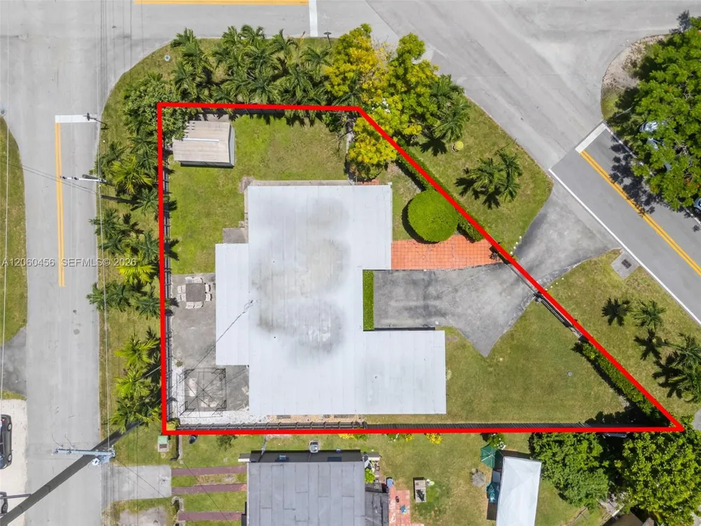 400 Central Blvd Miami, FL 33144