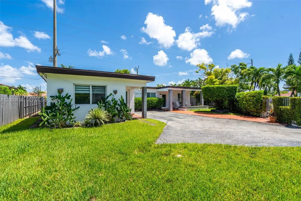 400 Central Blvd Miami, FL 33144