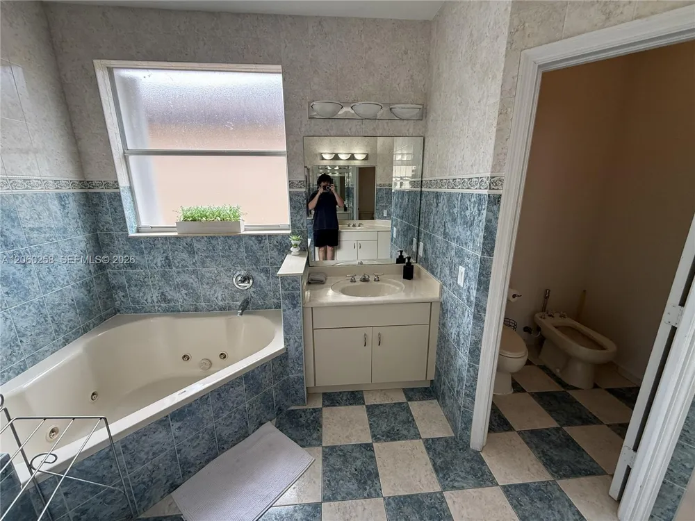 13966 SW 155th St Miami, FL 33177