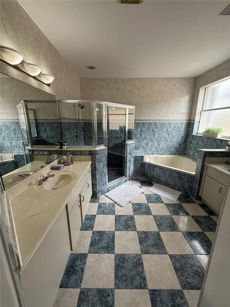 13966 SW 155th St Miami, FL 33177