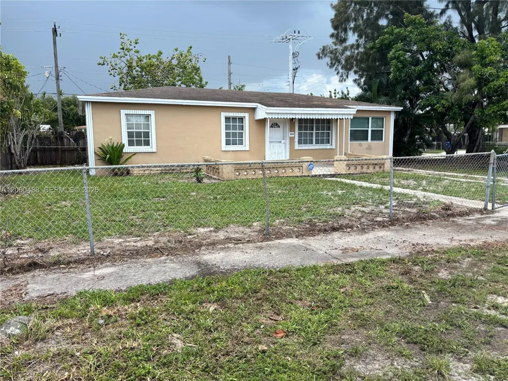 8924 NW 35th Ct #8924 Miami, FL 33147
