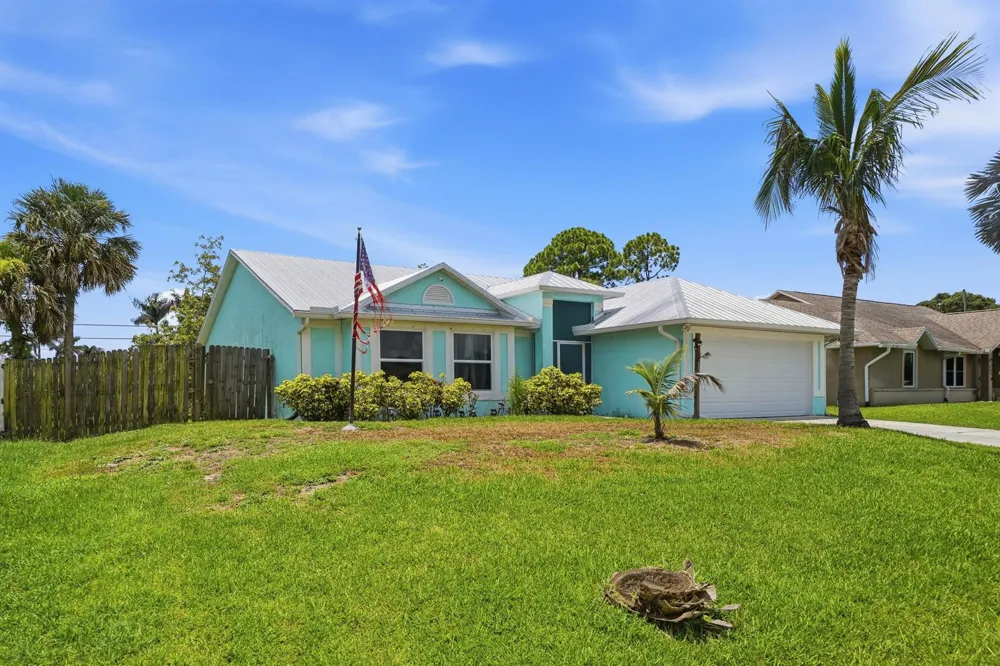 1074 SW BARBAROSA AVENUE SW Port St. Lucie, FL 34953