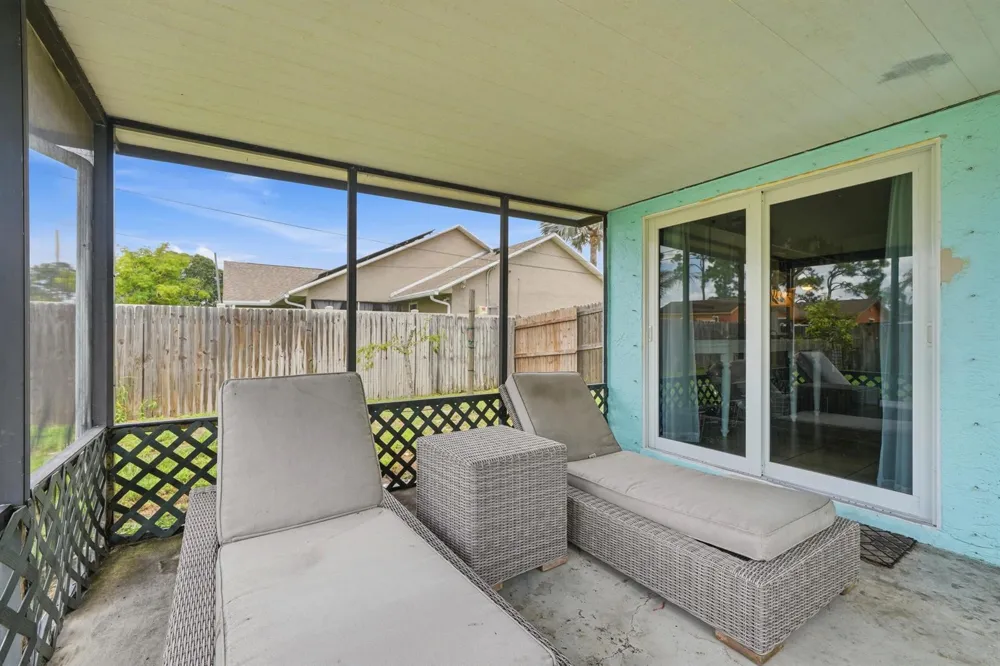 1074 SW BARBAROSA AVENUE SW Port St. Lucie, FL 34953