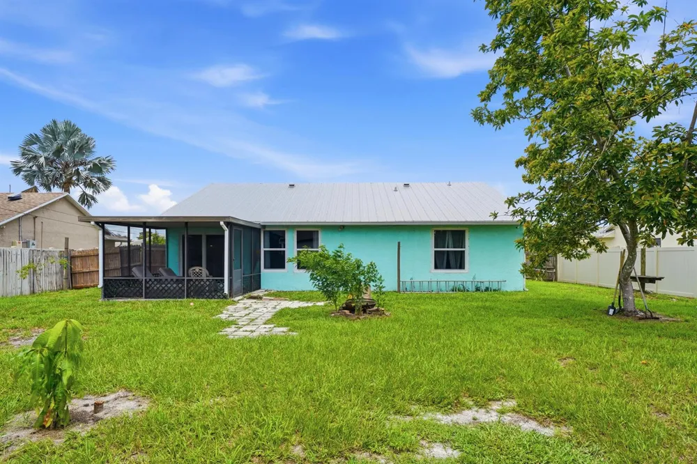1074 SW BARBAROSA AVENUE SW Port St. Lucie, FL 34953