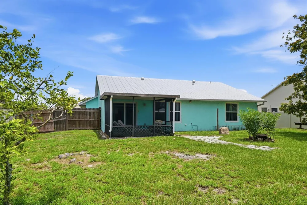 1074 SW BARBAROSA AVENUE SW Port St. Lucie, FL 34953