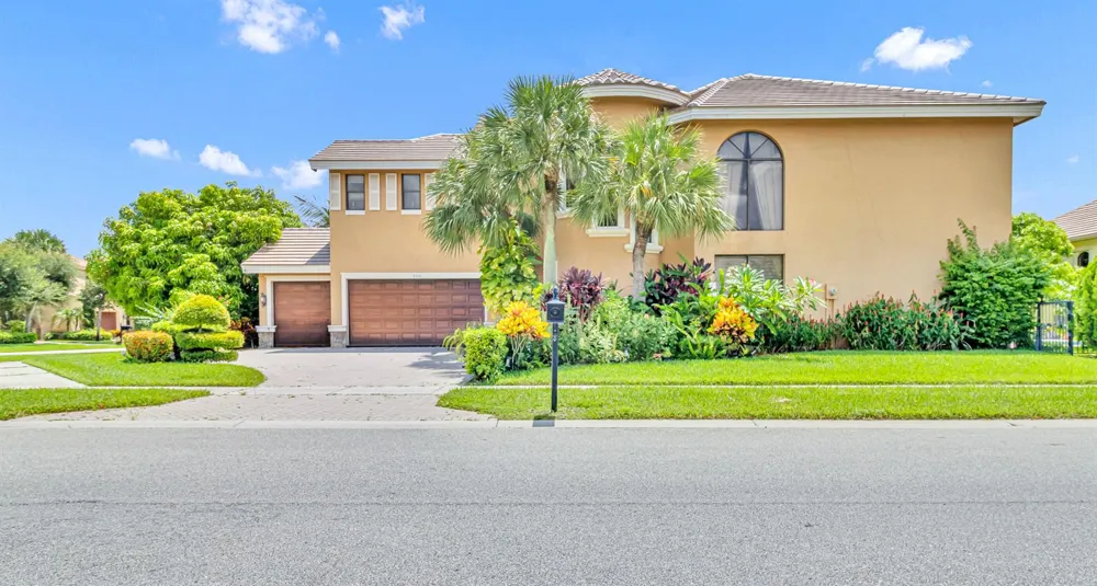3546 Collonade Drive Wellington, FL 33449