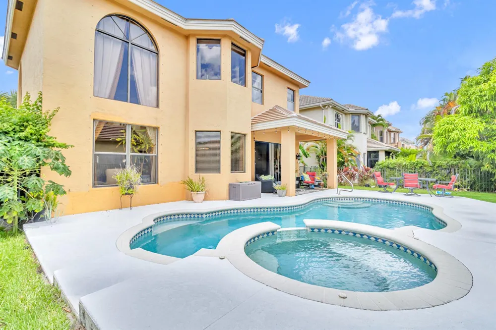 3546 Collonade Drive Wellington, FL 33449