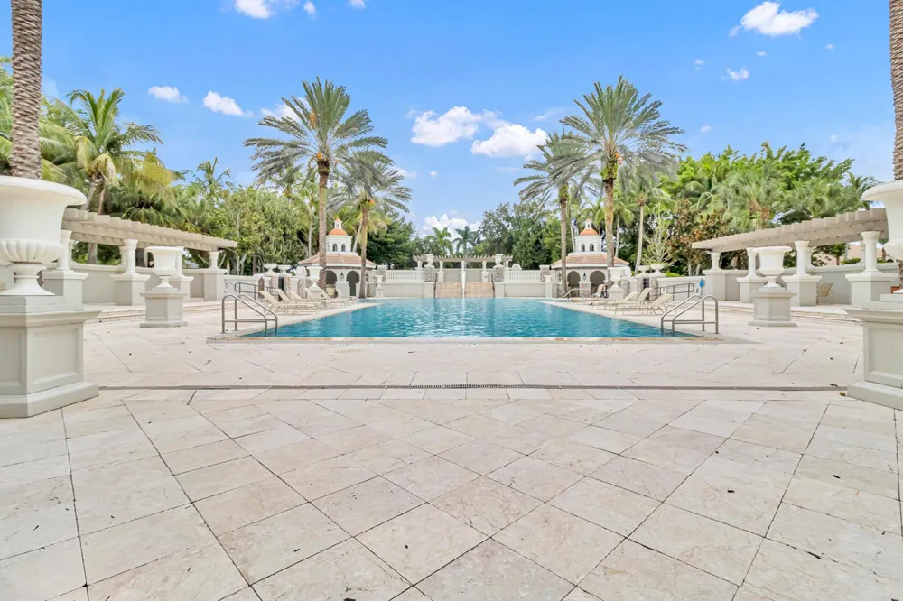 3546 Collonade Drive Wellington, FL 33449