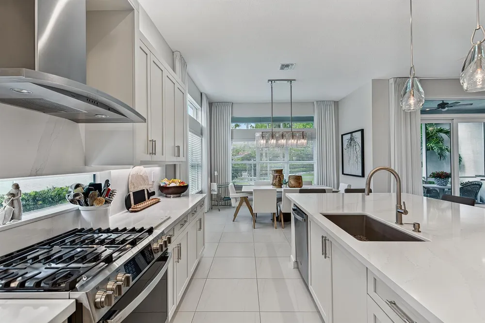 9960 Pecorino Isle Boynton Beach, FL 33473