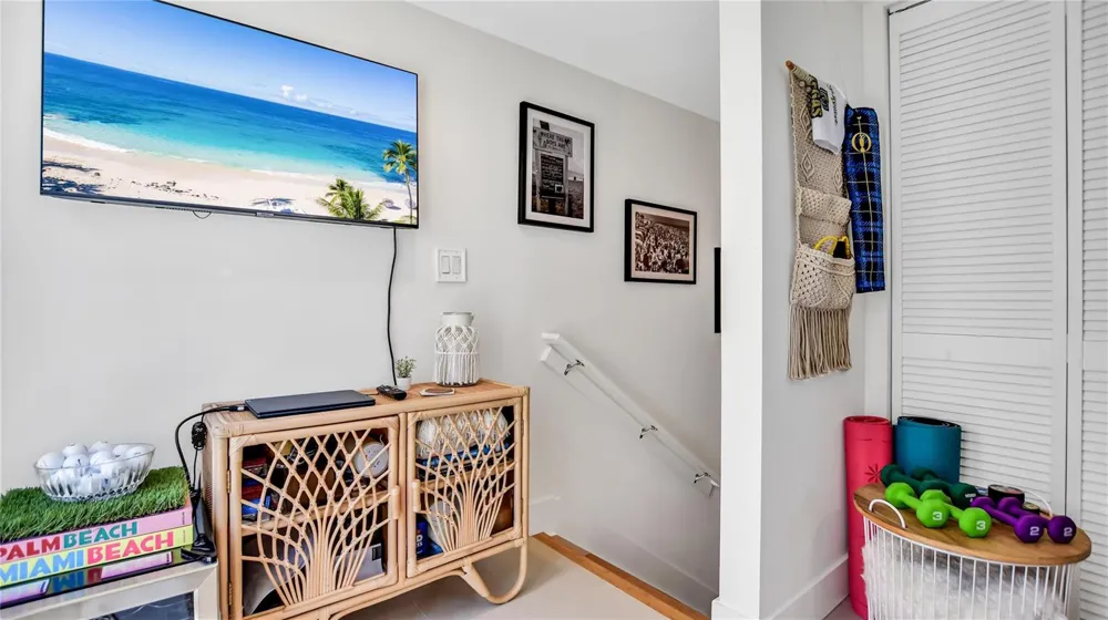 816 NE 7TH STREET Fort Lauderdale, FL 33304