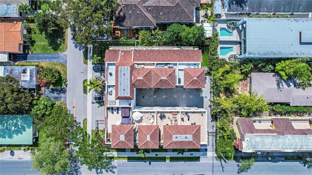 816 NE 7TH STREET Fort Lauderdale, FL 33304
