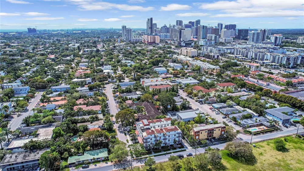 816 NE 7TH STREET Fort Lauderdale, FL 33304