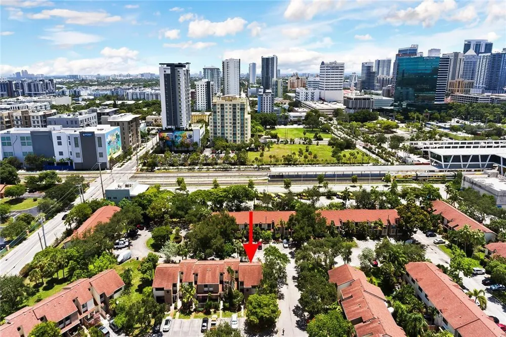 324 CITY VIEW DRIVE Fort Lauderdale, FL 33311