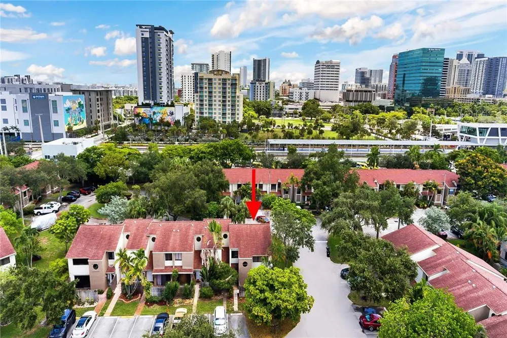 324 CITY VIEW DRIVE Fort Lauderdale, FL 33311