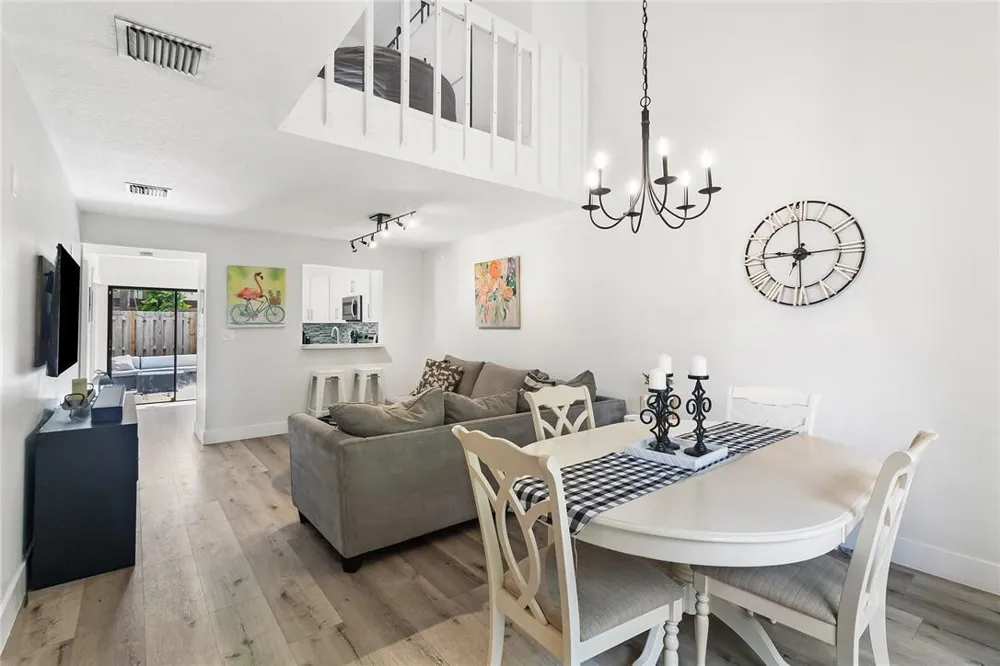 324 CITY VIEW DRIVE Fort Lauderdale, FL 33311