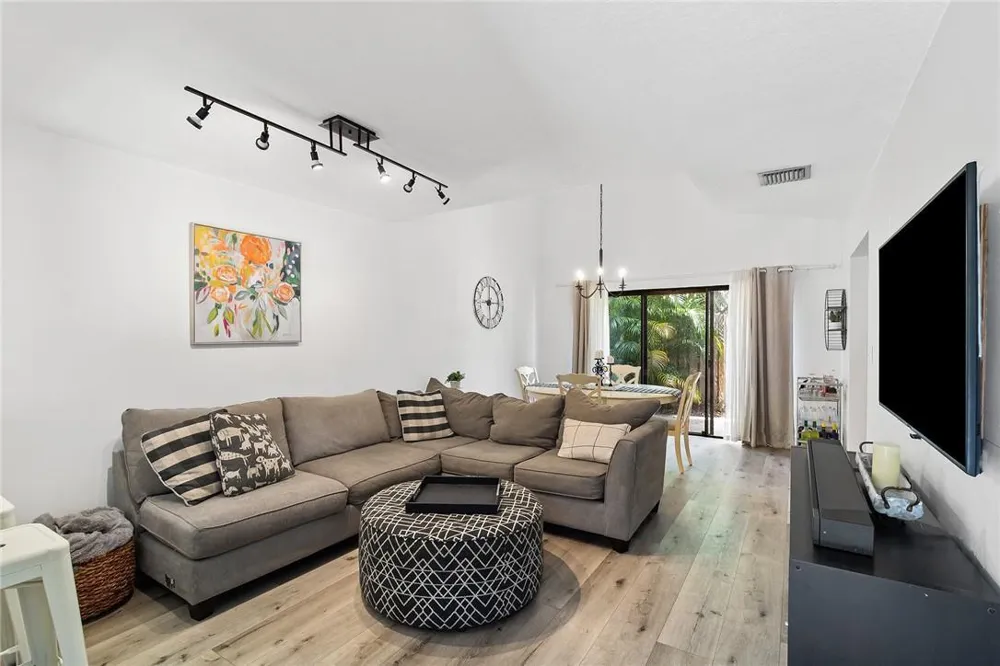 324 CITY VIEW DRIVE Fort Lauderdale, FL 33311
