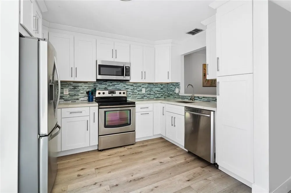 324 CITY VIEW DRIVE Fort Lauderdale, FL 33311