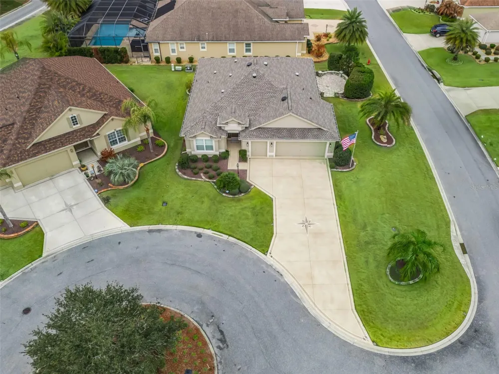 3556 MISTLETOE COURT The Villages, FL 32163