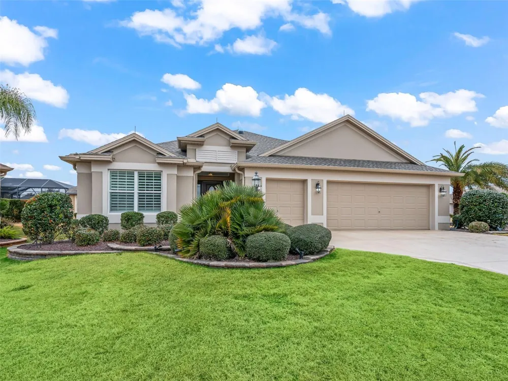 3556 MISTLETOE COURT The Villages, FL 32163