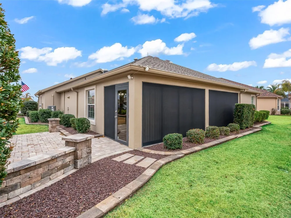 3556 MISTLETOE COURT The Villages, FL 32163