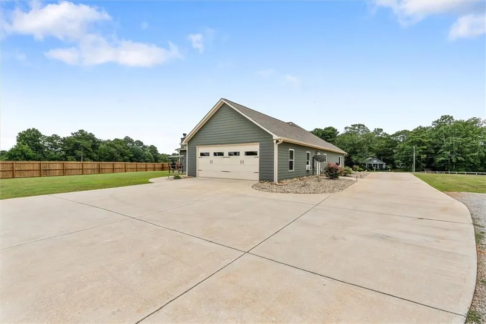 551 Lovell Road Temple, GA 30179