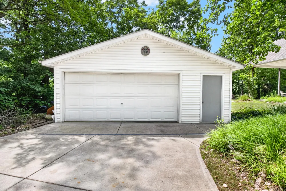 11736 E D AVENUE Richland, MI 49083