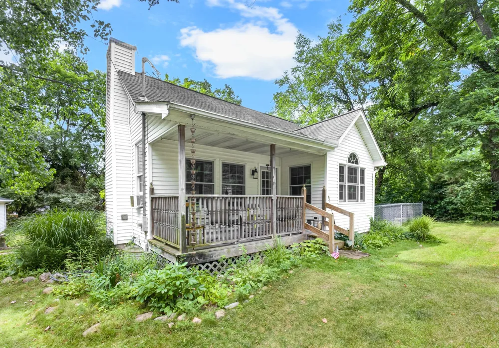 11736 E D AVENUE Richland, MI 49083