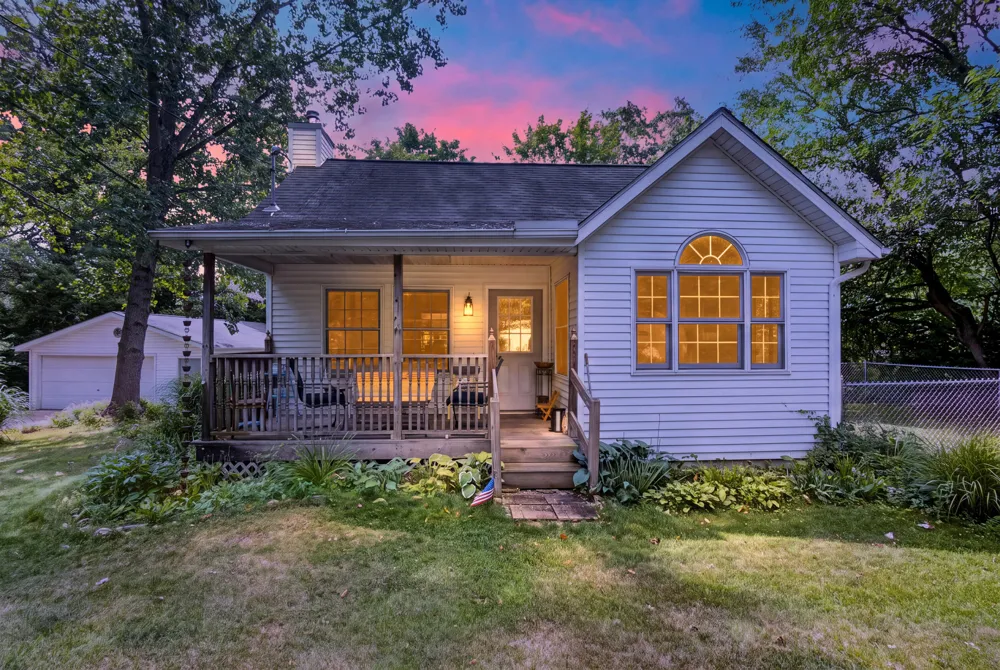 11736 E D AVENUE Richland, MI 49083