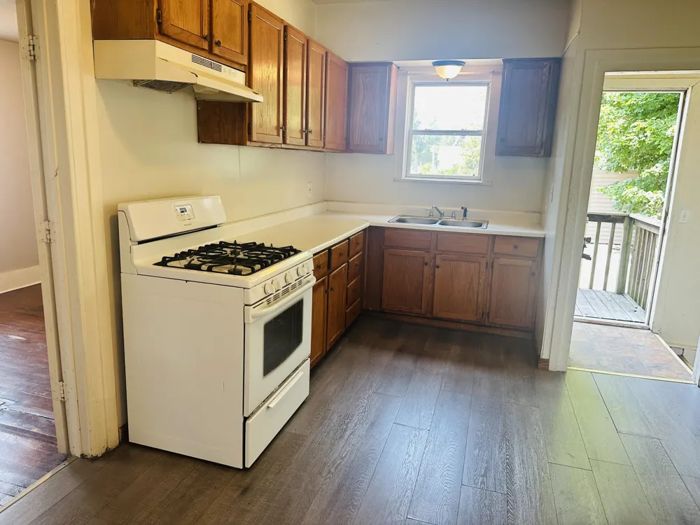 1541 6th Street Muskegon, MI 49441