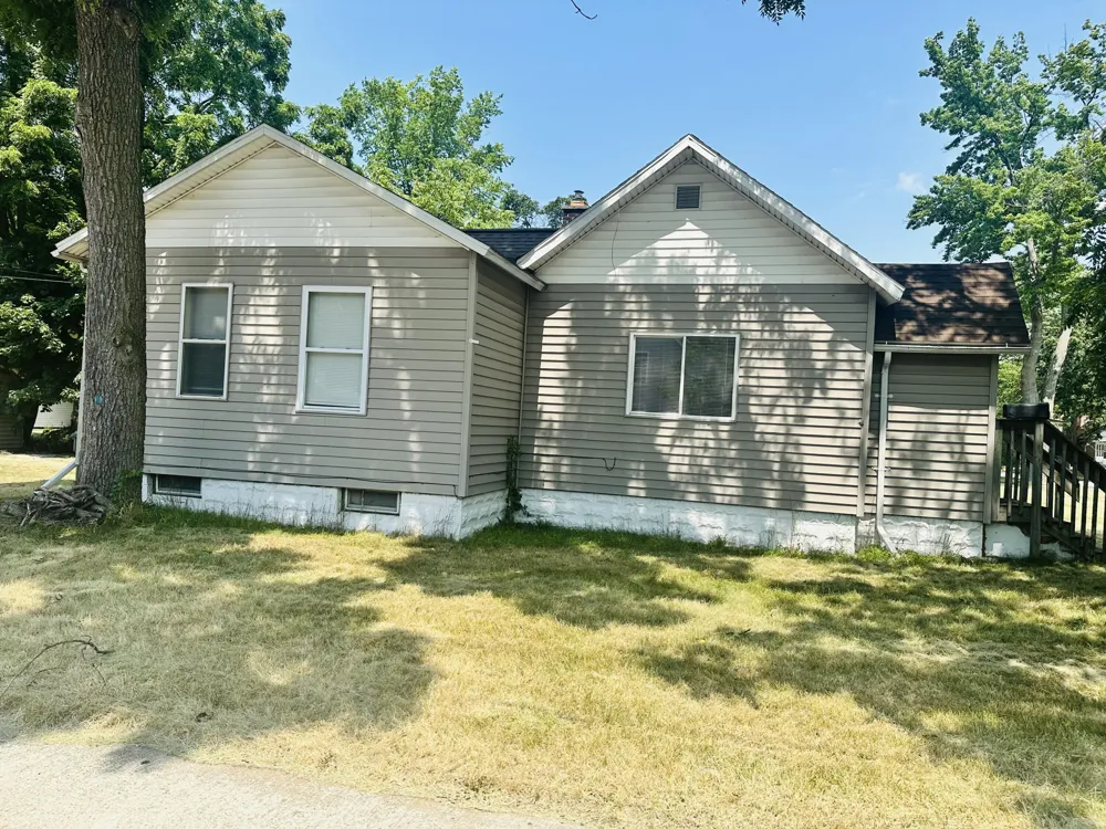 1541 6th Street Muskegon, MI 49441