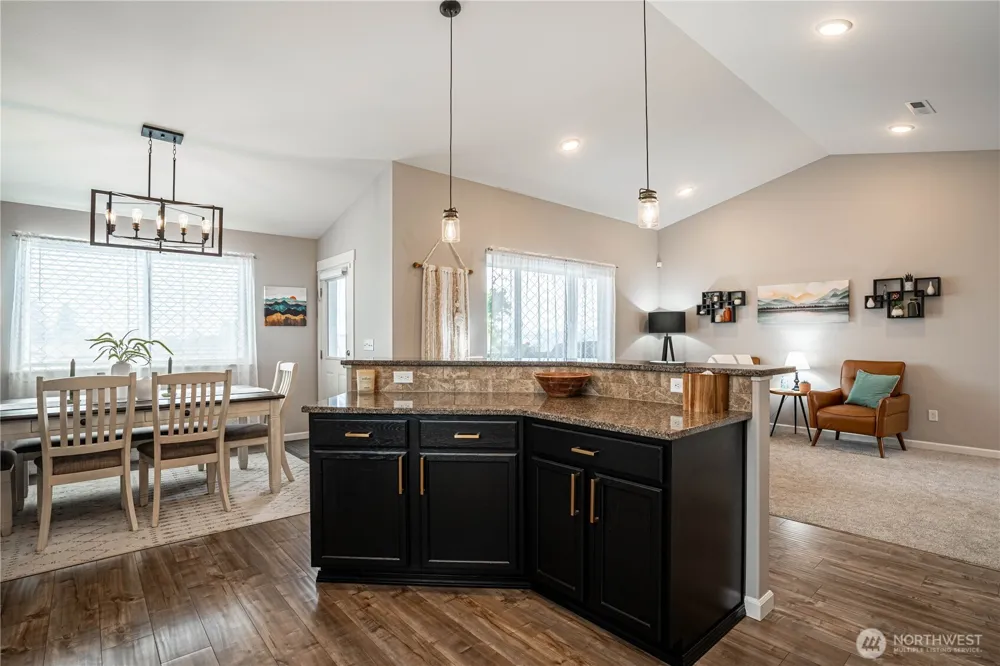 606 Havenwood Drive Manson, WA 98831