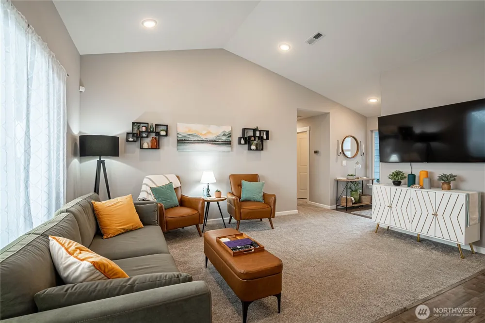 606 Havenwood Drive Manson, WA 98831