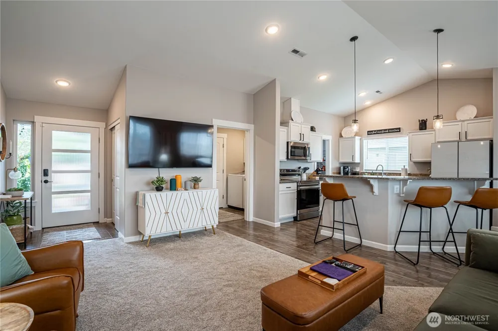 606 Havenwood Drive Manson, WA 98831