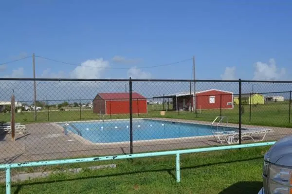 150 Ladyfish Palacios, TX 77465