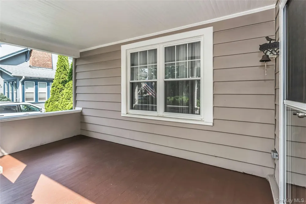 43 Elm Street Lynbrook, NY 11563