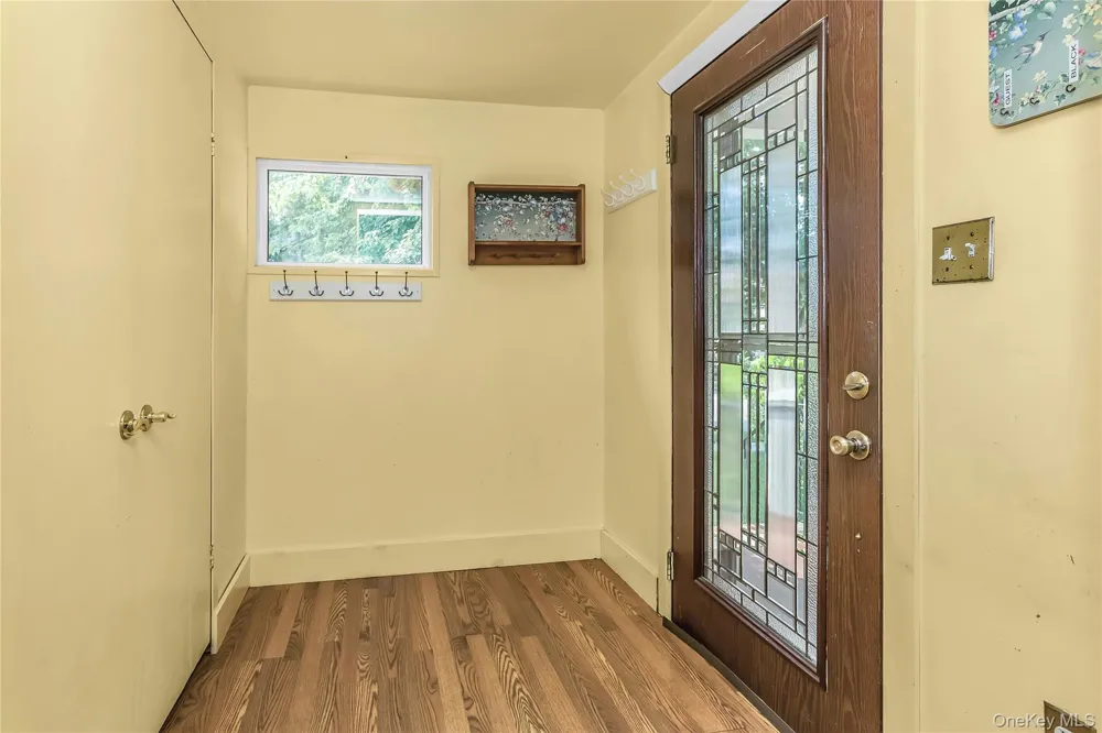 43 Elm Street Lynbrook, NY 11563