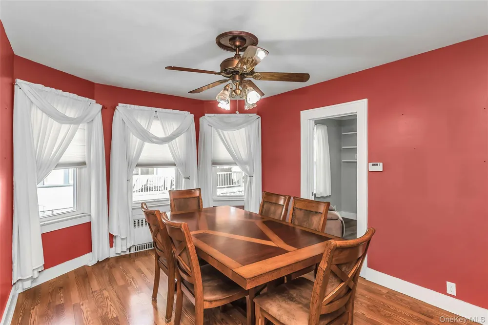 43 Elm Street Lynbrook, NY 11563