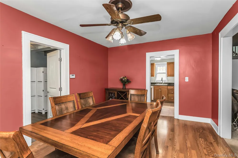 43 Elm Street Lynbrook, NY 11563