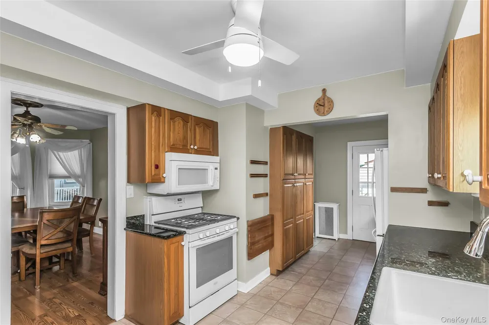 43 Elm Street Lynbrook, NY 11563