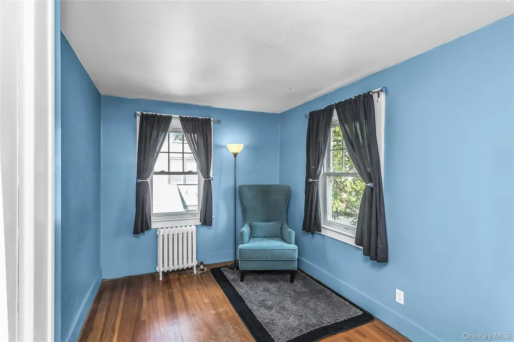 43 Elm Street Lynbrook, NY 11563