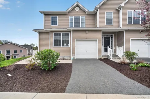 35 Pinto Road E