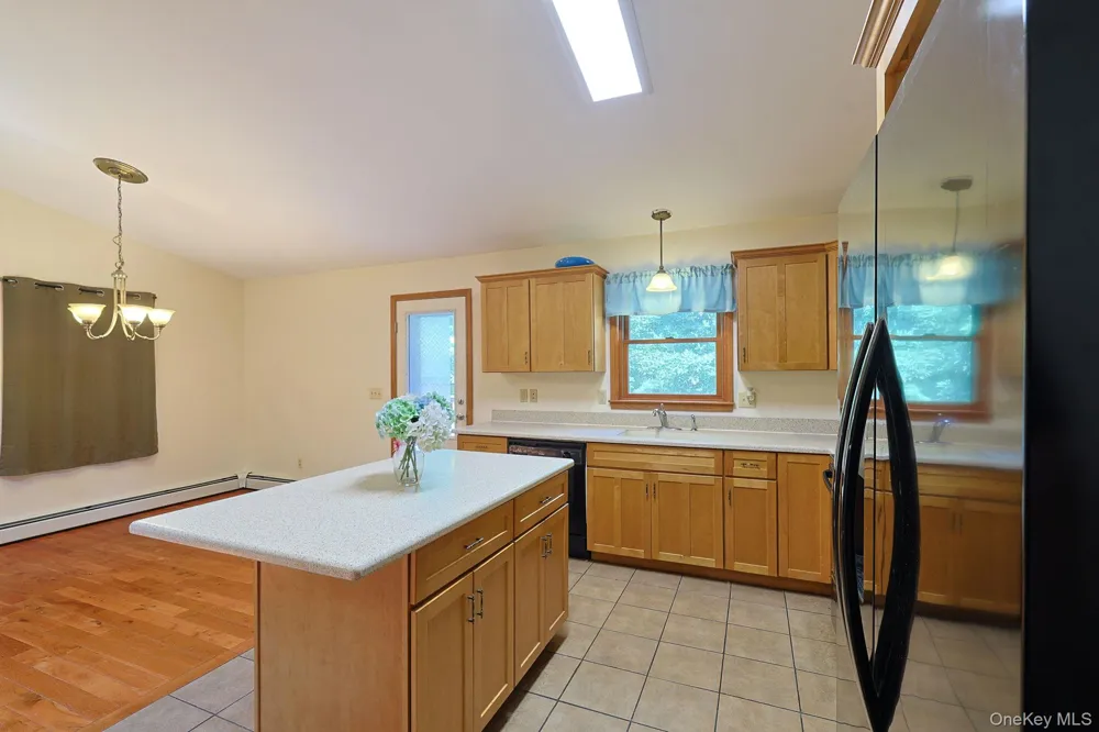 27 Elbert Road Wurtsboro, NY 12790