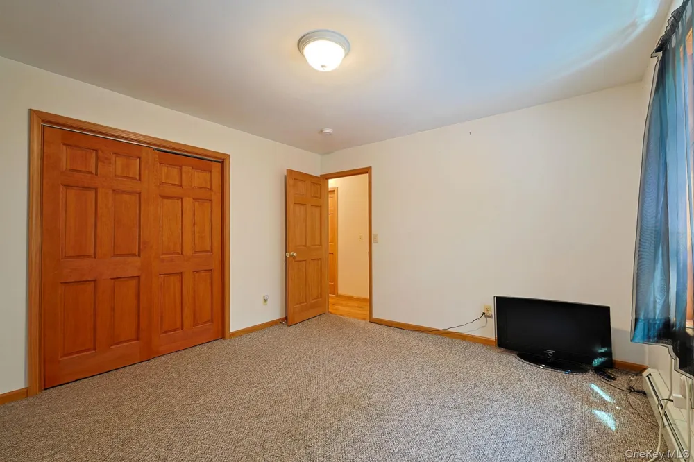 27 Elbert Road Wurtsboro, NY 12790