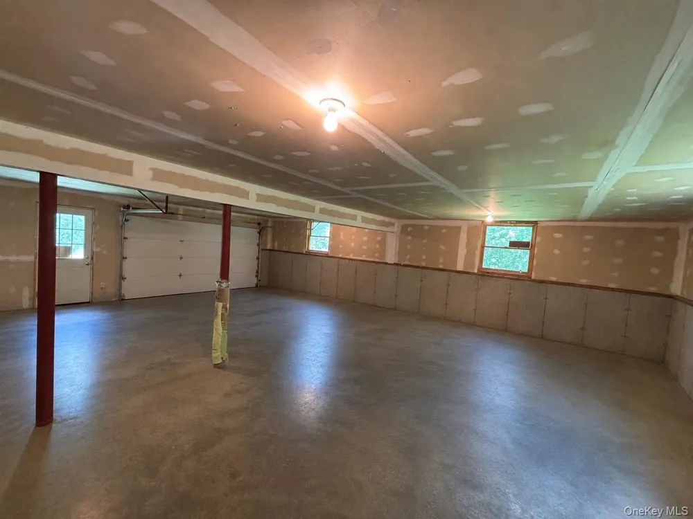 27 Elbert Road Wurtsboro, NY 12790