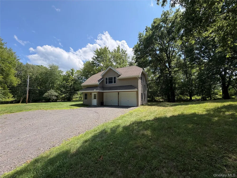 468 Decker Road Wallkill, NY 12589