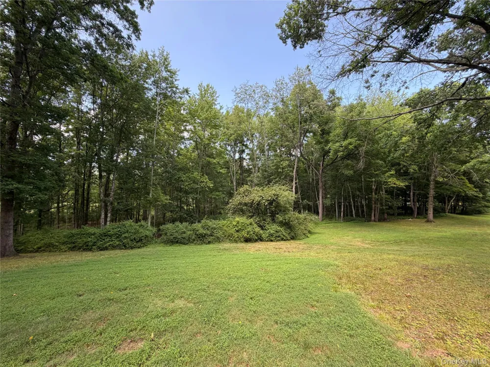 468 Decker Road Wallkill, NY 12589