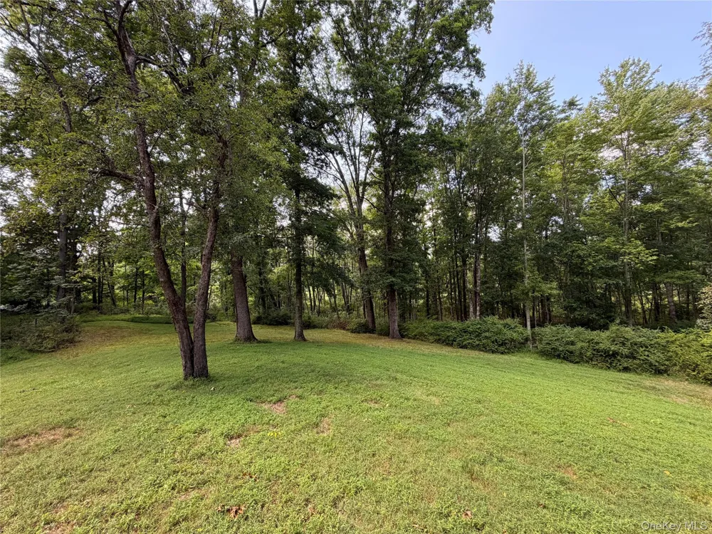 468 Decker Road Wallkill, NY 12589
