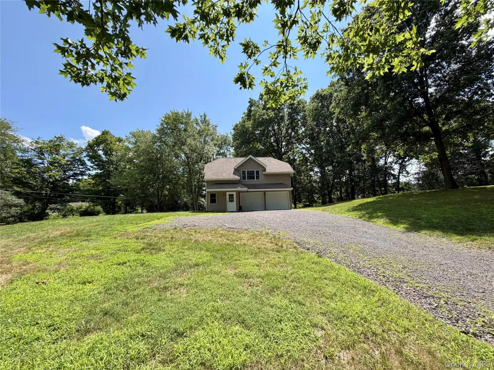 468 Decker Road Wallkill, NY 12589