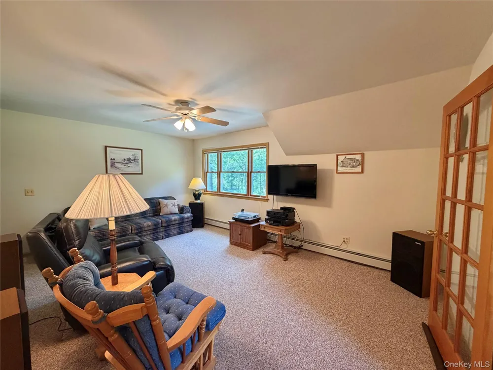 468 Decker Road Wallkill, NY 12589