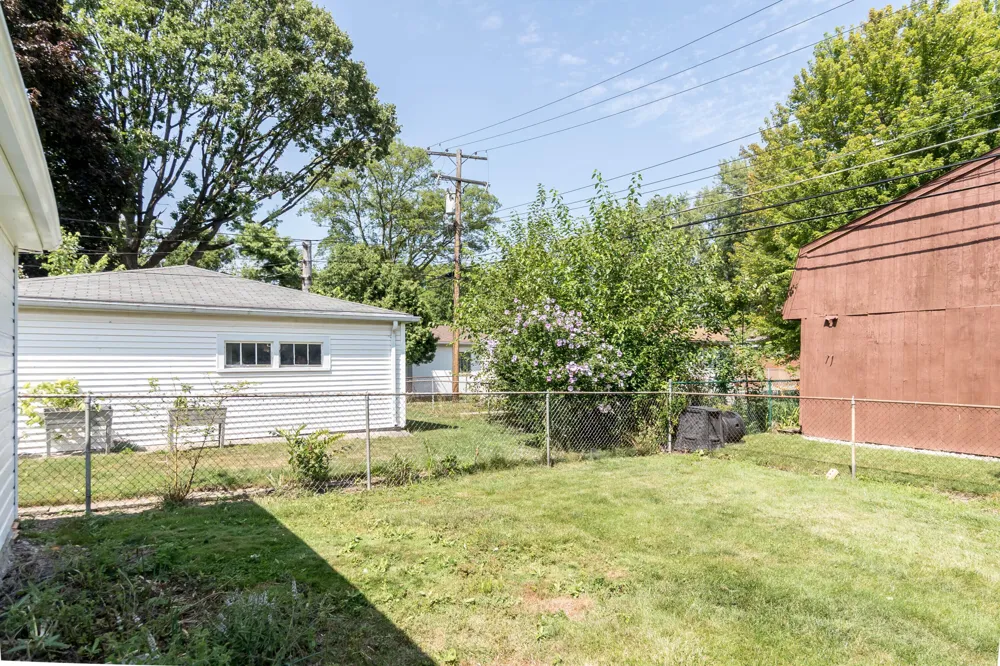 3985 Harding Street Dearborn Heights, MI 48125